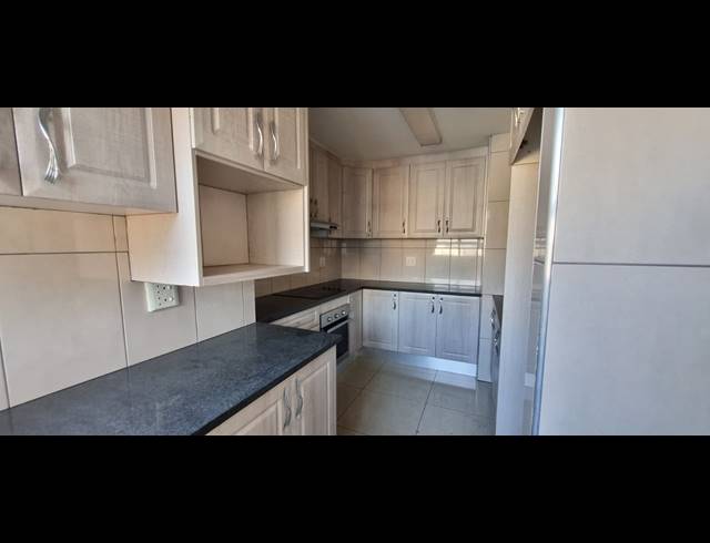 3 BEDROOM FLAT FOR SALE IN NORTH BEACH